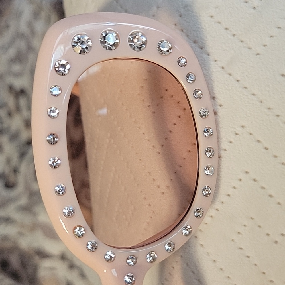 Funky Pink Rhinestone Sunglasses - Picture 4 of 4